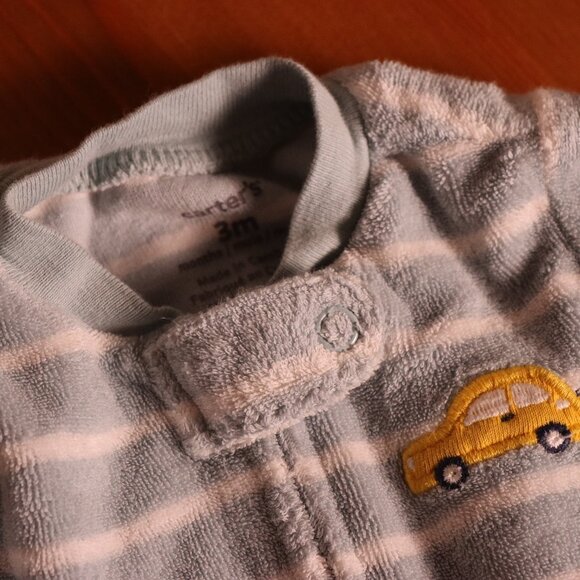 Set of 3 fuzzy and warm clothes for 0/3 Month baby, sleeper and sweatshirt - Picture 5 of 5